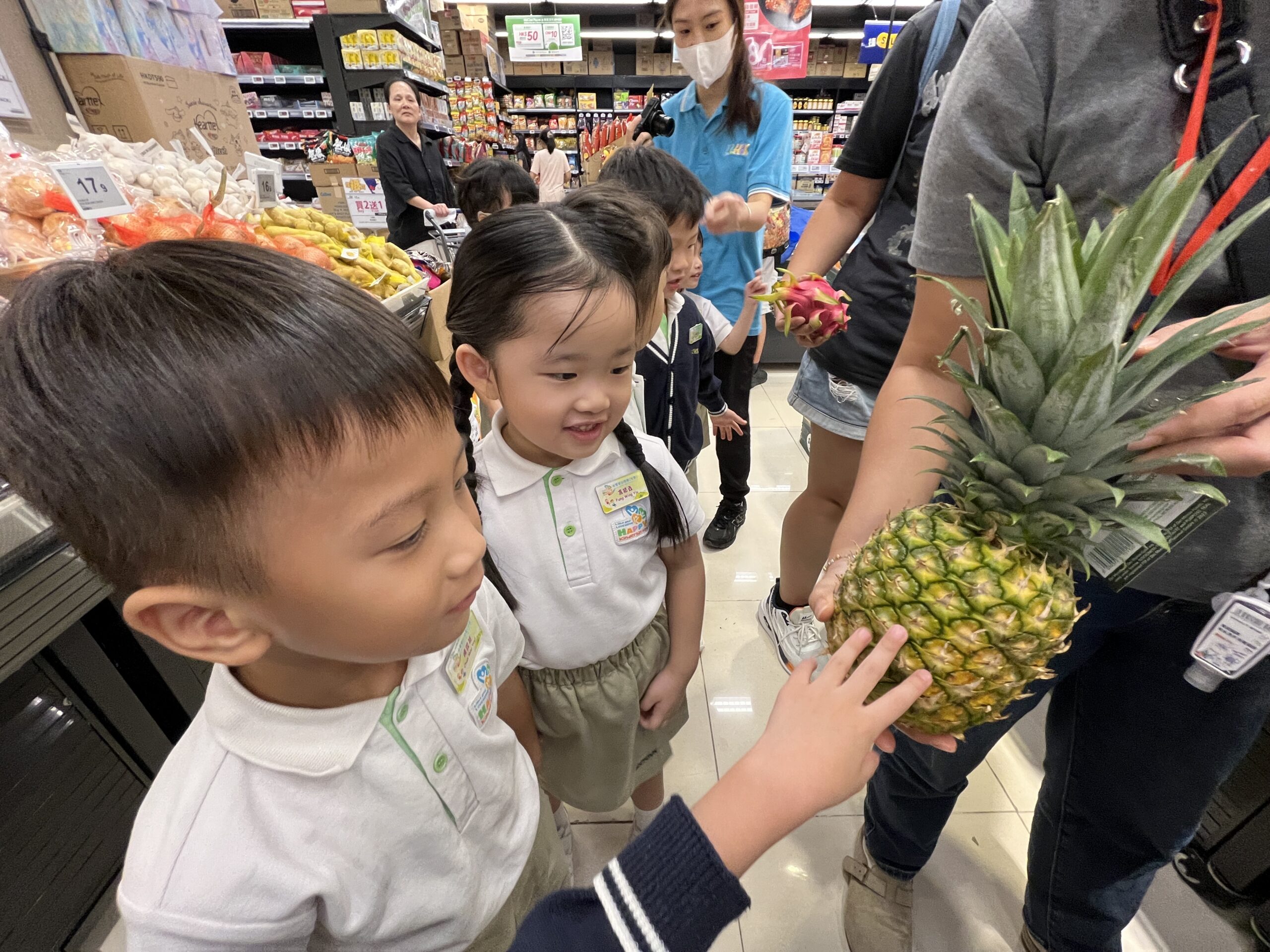 低班參觀超級市場